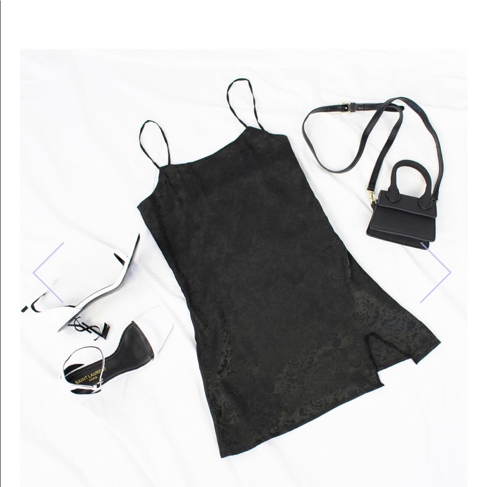 Brand New Shekou Woman Mini Black Slit Dress💞